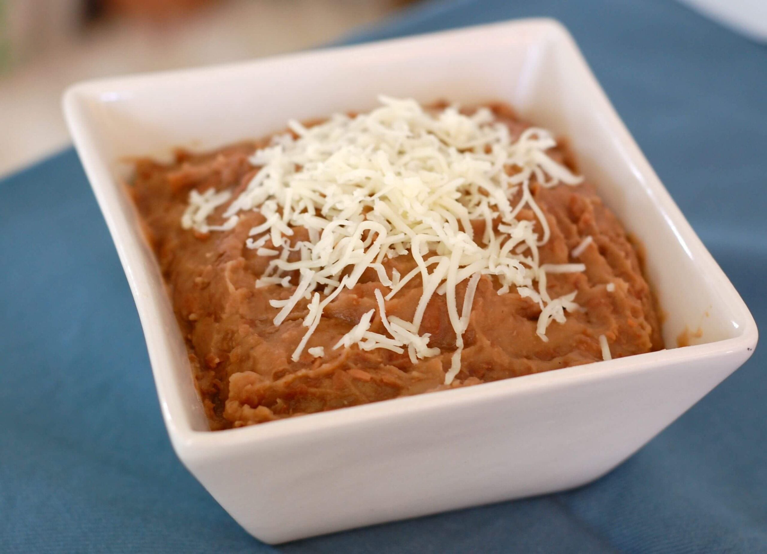 Easy Slow Cooker Refried Beans: Set It & Forget It Deliciousness
